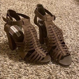 Steve Madden sandal